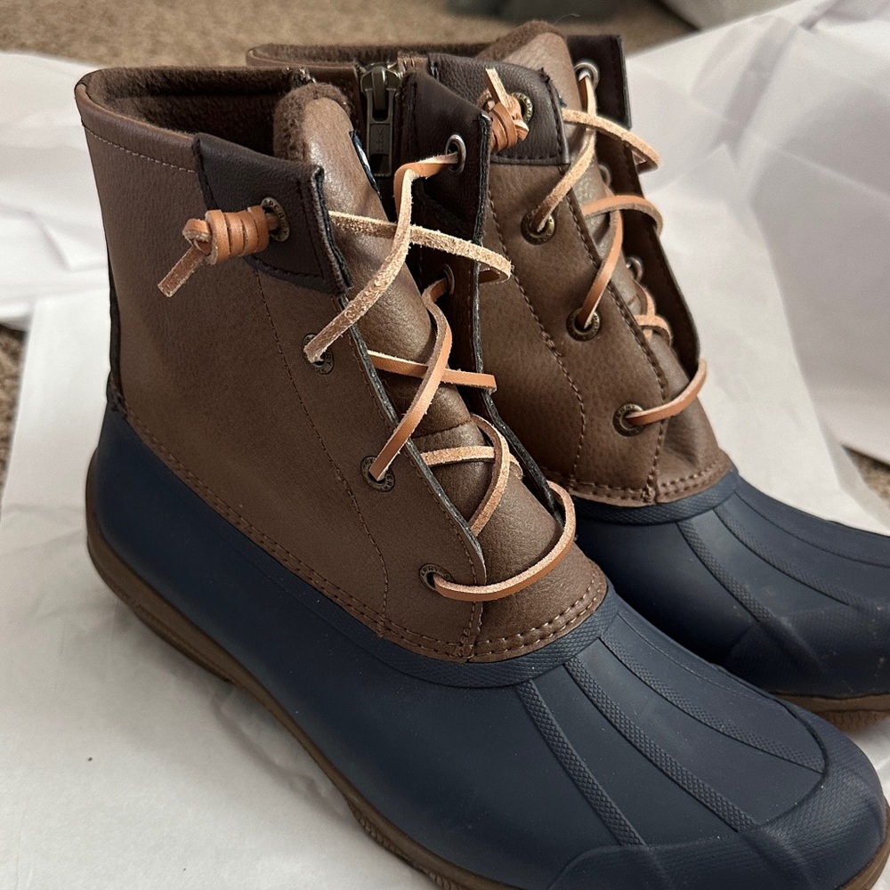 Sperry women’s Brown and Navy Boots, waterproof Duck boots, size 9 - Picture 3 of 7